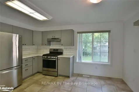 2a Silver Birch Avenue Wasaga Beach ON L9Z 2W5