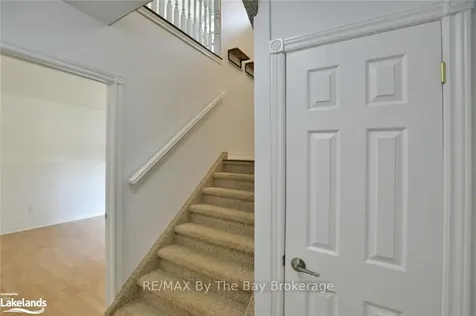 2a Silver Birch Avenue Wasaga Beach ON L9Z 2W5
