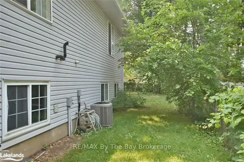 2a Silver Birch Avenue Wasaga Beach ON L9Z 2W5