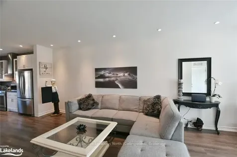 20 Bianca Crescent N/a Wasaga Beach ON L9Z 0H7