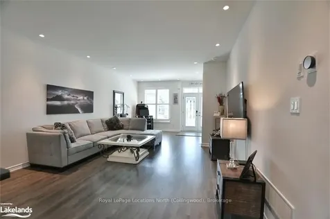 20 Bianca Crescent N/a Wasaga Beach ON L9Z 0H7