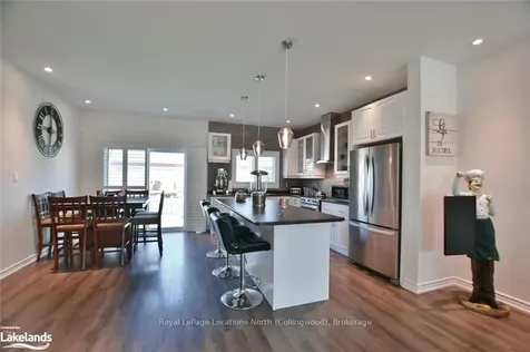 20 Bianca Crescent N/a Wasaga Beach ON L9Z 0H7