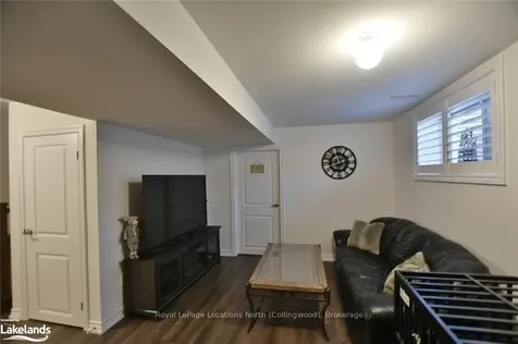 20 Bianca Crescent N/a Wasaga Beach ON L9Z 0H7