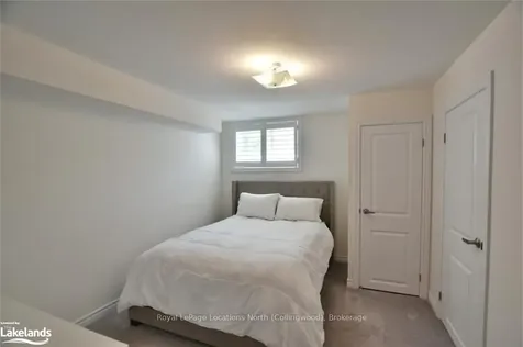 20 Bianca Crescent N/a Wasaga Beach ON L9Z 0H7