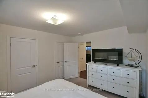 20 Bianca Crescent N/a Wasaga Beach ON L9Z 0H7