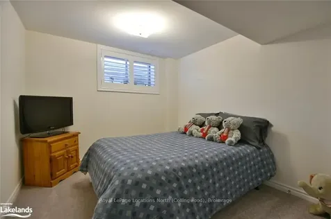 20 Bianca Crescent N/a Wasaga Beach ON L9Z 0H7
