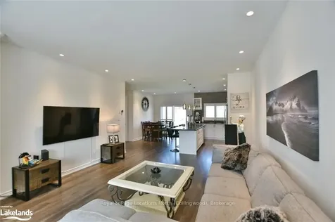 20 Bianca Crescent N/a Wasaga Beach ON L9Z 0H7