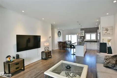 20 Bianca Crescent N/a Wasaga Beach ON L9Z 0H7