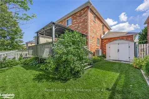 1030 Whitney Crescent Midland ON L4R 5N3