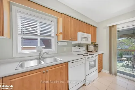 1030 Whitney Crescent Midland ON L4R 5N3
