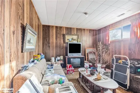 930 Hugel Avenue Midland ON L4R 1X6