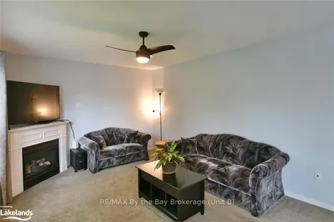 22 Silversands Crescent Wasaga Beach ON L9Z 1P8