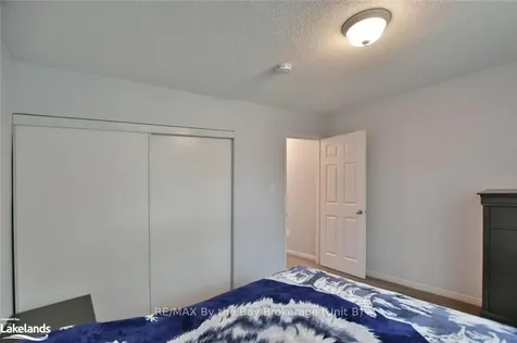 22 Silversands Crescent Wasaga Beach ON L9Z 1P8