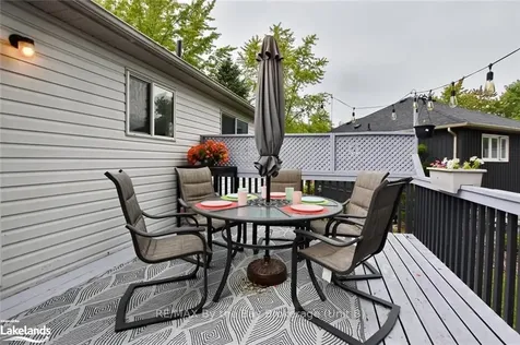 22 Silversands Crescent Wasaga Beach ON L9Z 1P8