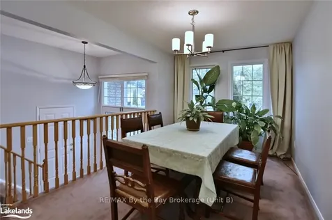 22 Silversands Crescent Wasaga Beach ON L9Z 1P8