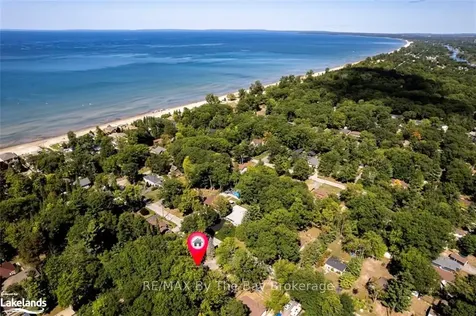 76 29th Street N Wasaga Beach ON L9Z 2E1