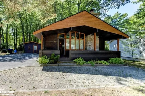76 29th Street N Wasaga Beach ON L9Z 2E1