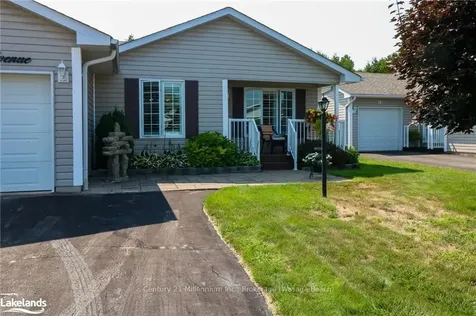 16 Kentucky Avenue Wasaga Beach ON L9Z 3A8
