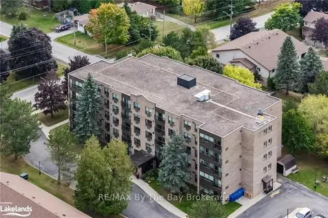 54 Fittons Road W Orillia ON L3V 3T9