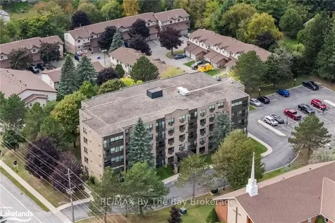 54 Fittons Road W Orillia ON L3V 3T9