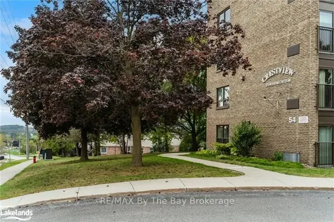 54 Fittons Road W Orillia ON L3V 3T9