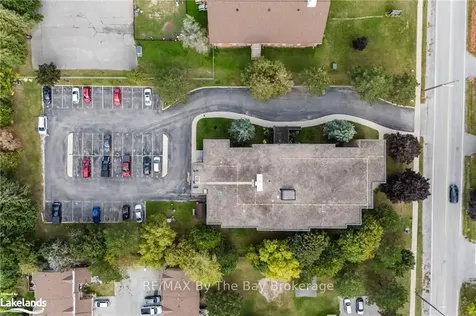 54 Fittons Road W Orillia ON L3V 3T9