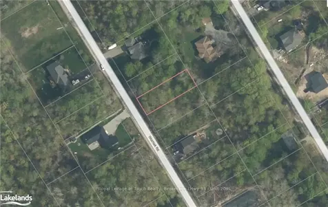 79 Wozniak Road Penetanguishene ON L9M 1W6
