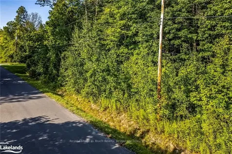 79 Wozniak Road Penetanguishene ON L9M 1W6