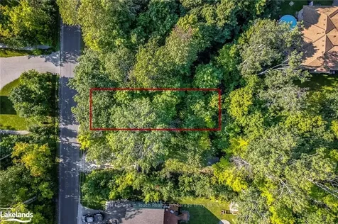 79 Wozniak Road Penetanguishene ON L9M 1W6