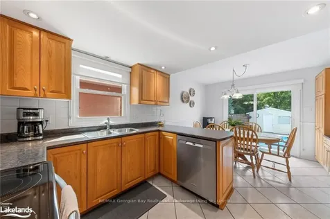 969 Dominion Avenue Midland ON L4R 4W2