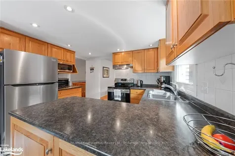 969 Dominion Avenue Midland ON L4R 4W2