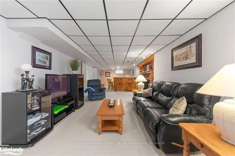 969 Dominion Avenue Midland ON L4R 4W2