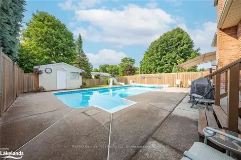 969 Dominion Avenue Midland ON L4R 4W2