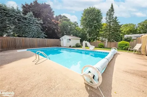 969 Dominion Avenue Midland ON L4R 4W2