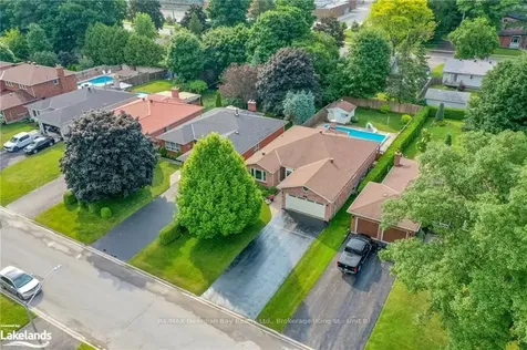 969 Dominion Avenue Midland ON L4R 4W2