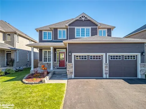 13 Dance Street Collingwood ON L9Y 0H4