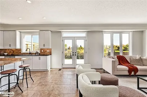 13 Dance Street Collingwood ON L9Y 0H4