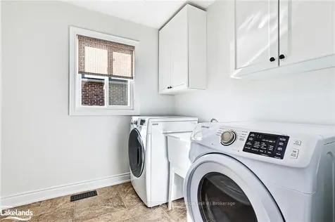 13 Dance Street Collingwood ON L9Y 0H4