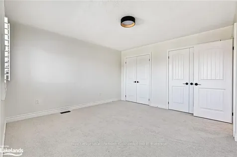 13 Dance Street Collingwood ON L9Y 0H4