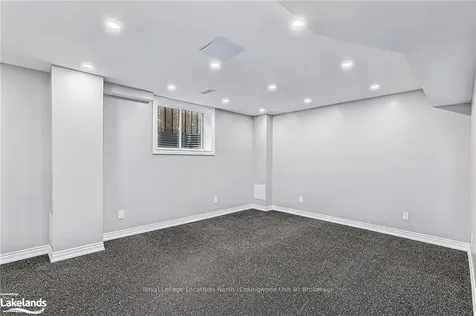 13 Dance Street Collingwood ON L9Y 0H4