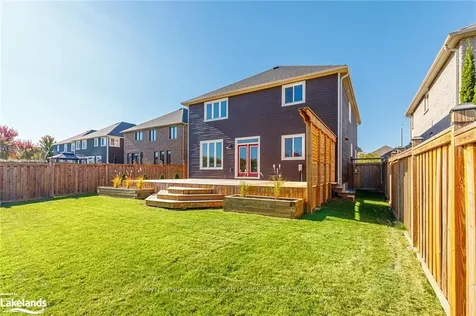 13 Dance Street Collingwood ON L9Y 0H4