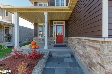 13 Dance Street Collingwood ON L9Y 0H4