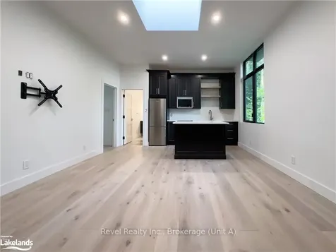 254 Melissa Lane Tiny ON L9M 0T8