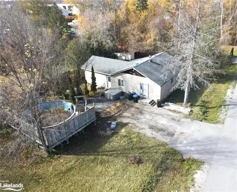 160 Lumber Road Tay ON L0K 2A0
