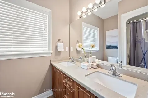 2147 Elana Drive Severn ON L3V 0C1
