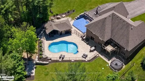 2147 Elana Drive Severn ON L3V 0C1