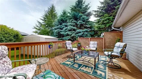 26 Pennsylvania Avenue Wasaga Beach ON L9Z 3A8