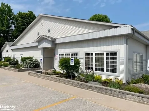 26 Pennsylvania Avenue Wasaga Beach ON L9Z 3A8
