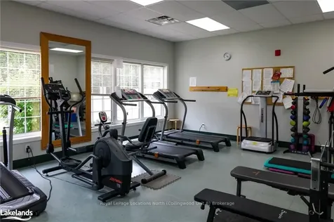 26 Pennsylvania Avenue Wasaga Beach ON L9Z 3A8