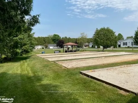 26 Pennsylvania Avenue Wasaga Beach ON L9Z 3A8